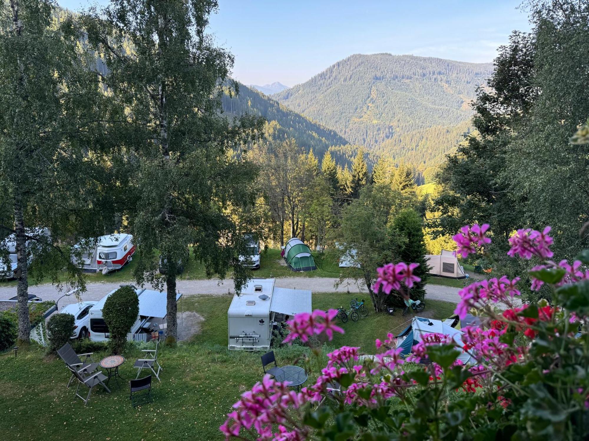 Fruehstueckspension Gsenger Ramsau am Dachstein Bagian luar foto