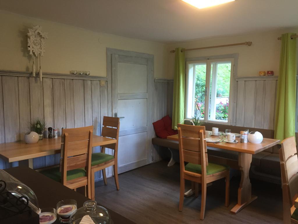 Fruehstueckspension Gsenger Ramsau am Dachstein Bagian luar foto